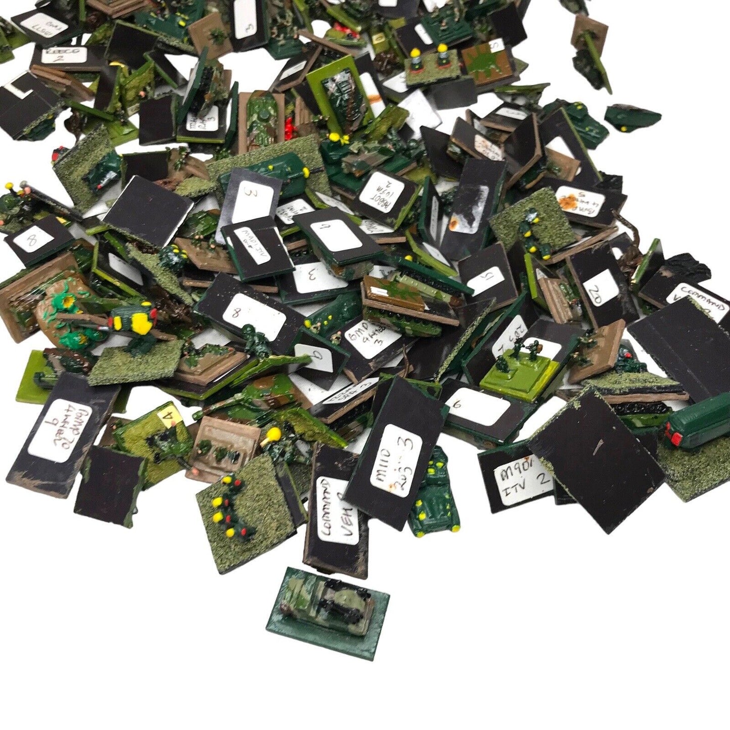 Massive Bundle of Tabletop War & Sci-Fi Gaming Models - Tanks Soldiers Alien